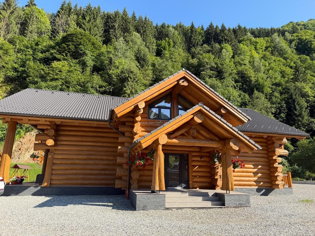 Cabana Chalet