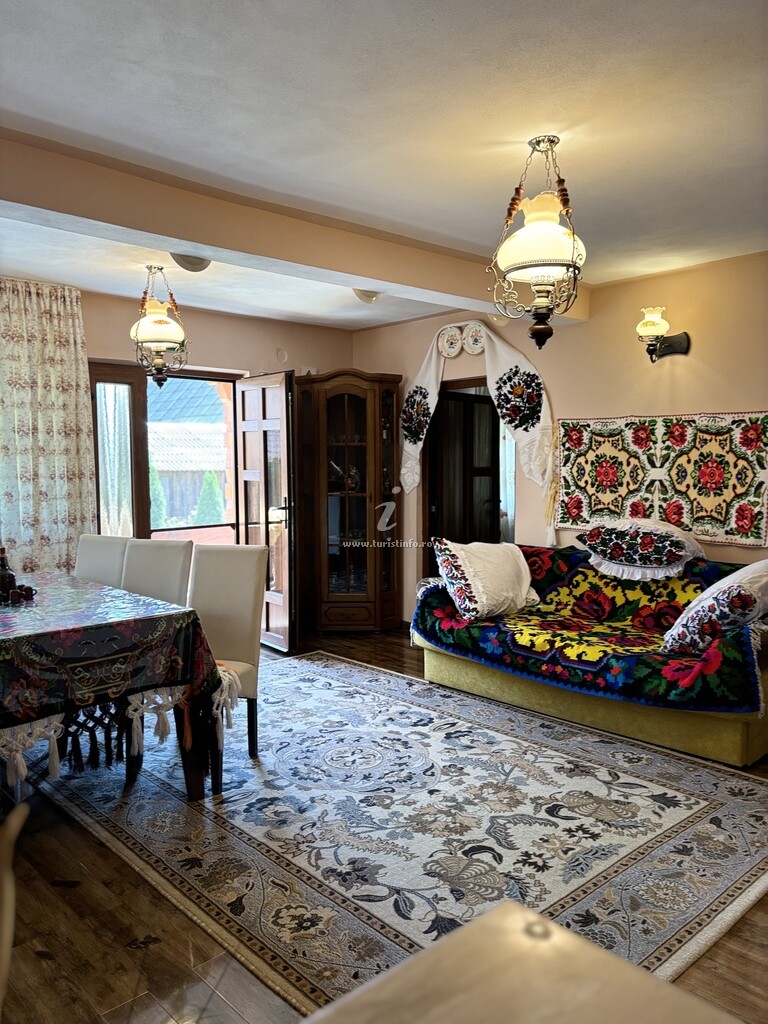 Camere de închiriat Ileana