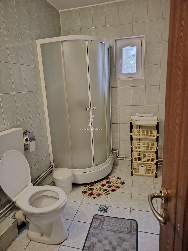 Camere de închiriat Casa Mari