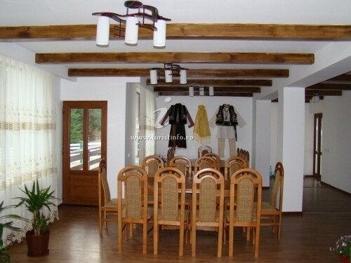 Casa de vacanță La Poale' N Brâu