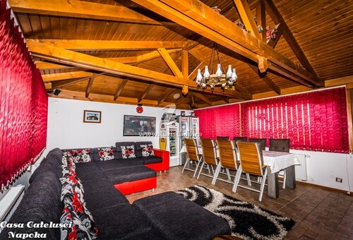 Casa de vacanță a cățelușei Napoka