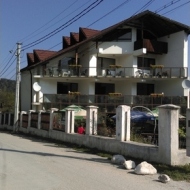 Vila M7 Villa Bed & Bistro Timișu de Jos