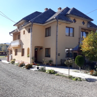 Casa Florin Oncești