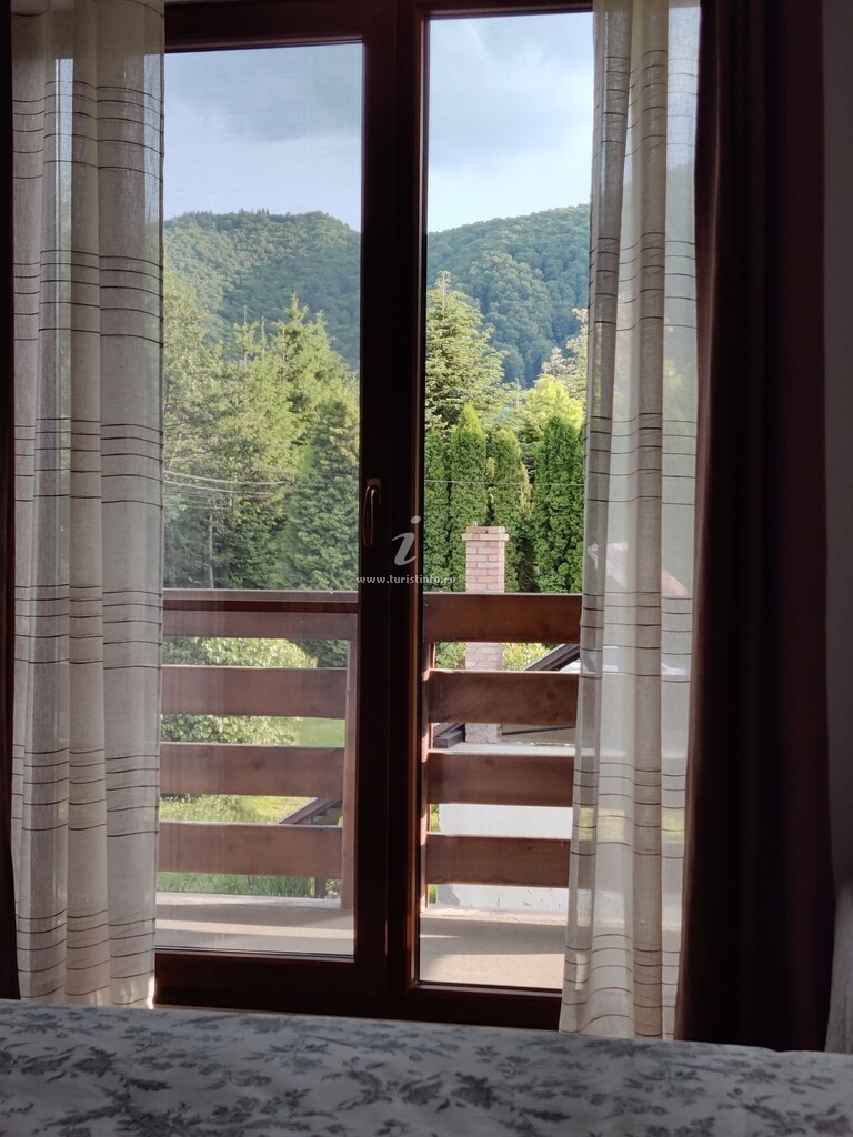 Cabana Ara Chalet