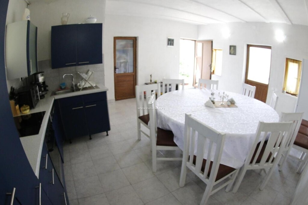 Pensiunea Nera House