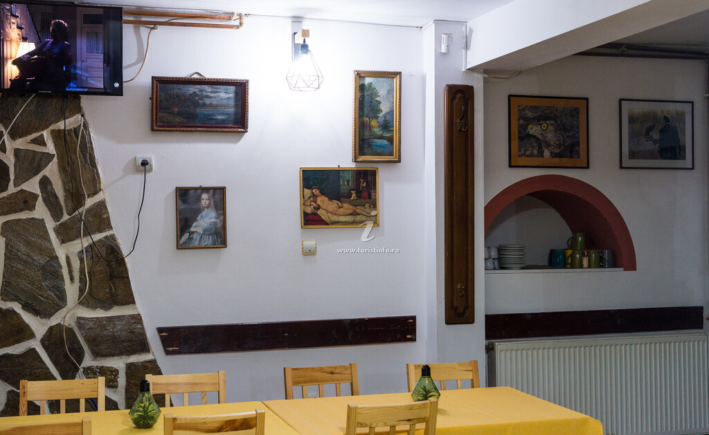 Conacul Momârlanului