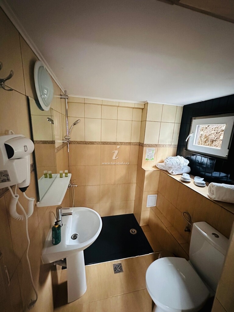 Conacul Momârlanului