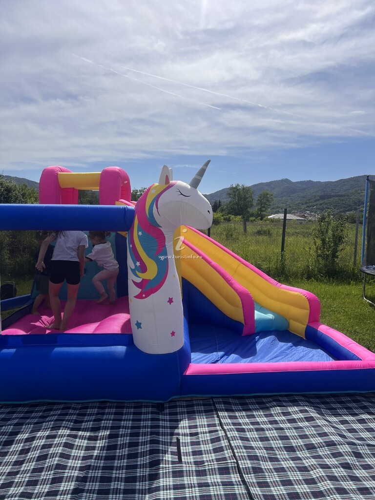 Glamping Sungarden Domes