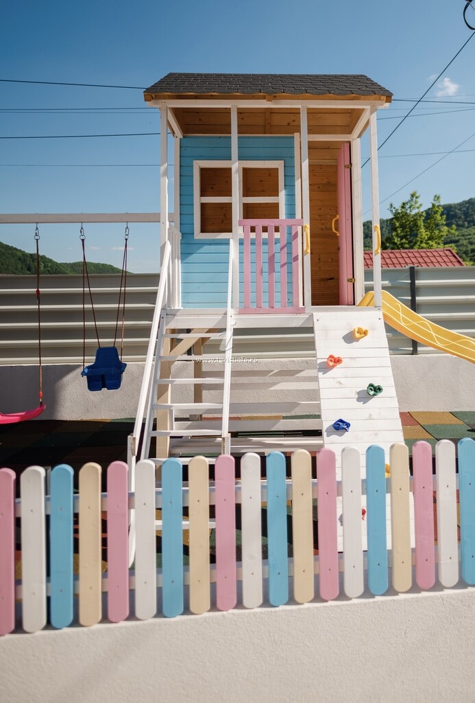A-frame Hilltop