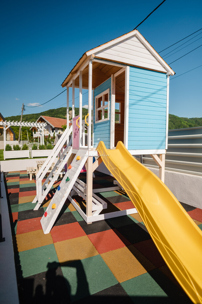 A-frame Hilltop