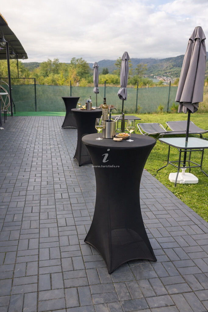 Glamping Sungarden Domes