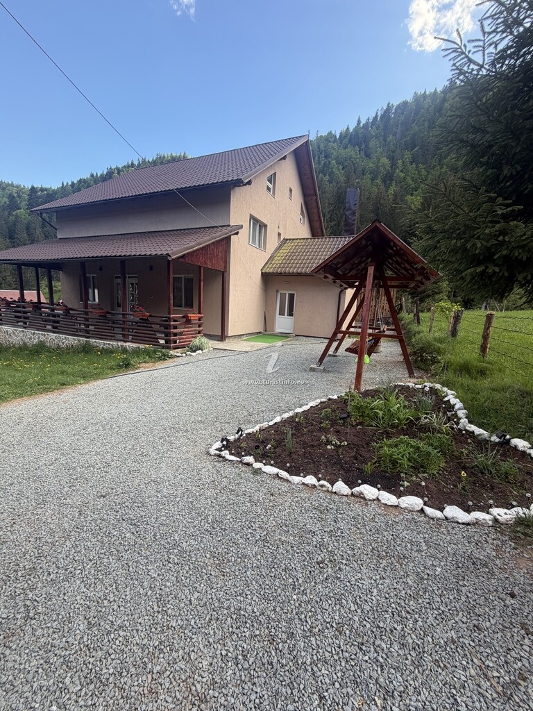 Cabana  Colț de Rai - Casa de Piatră
