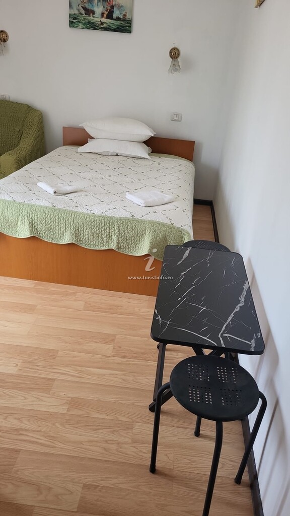Camere de închiriat Denisa