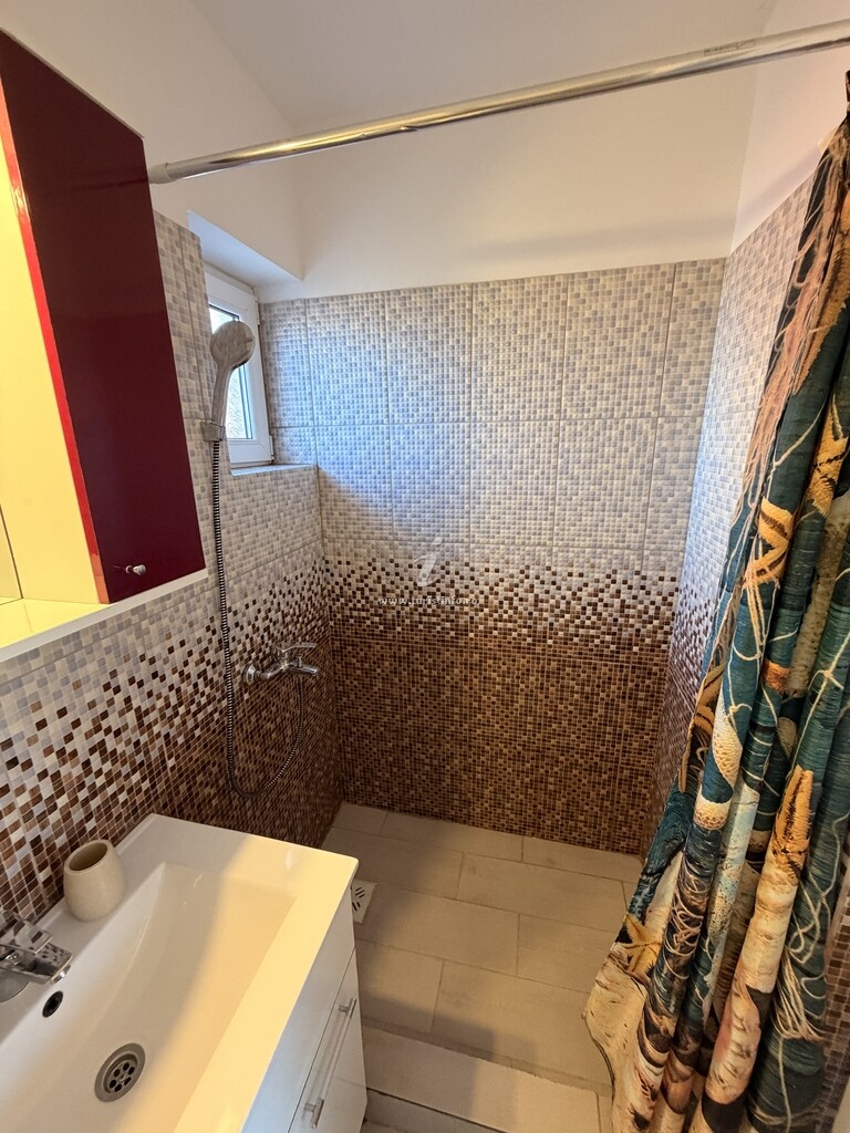 Camere de închiriat AndraȘtef