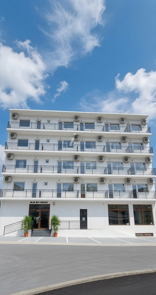 Hotel Blue Sky Resort