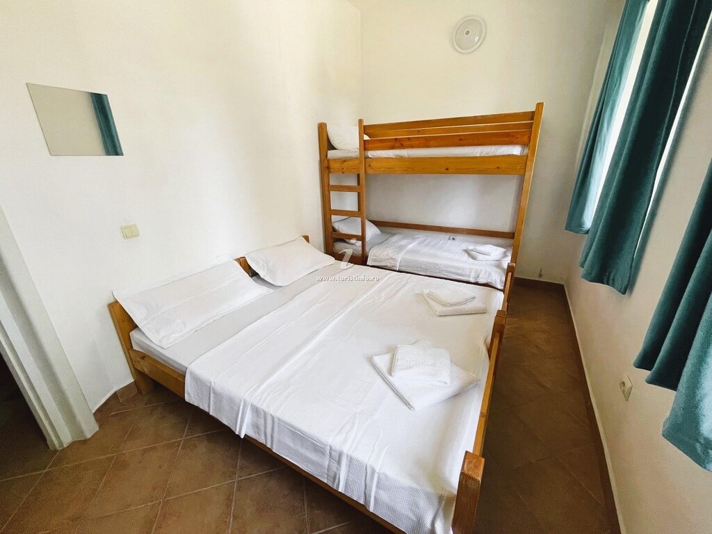 Hostel Oaki Lake