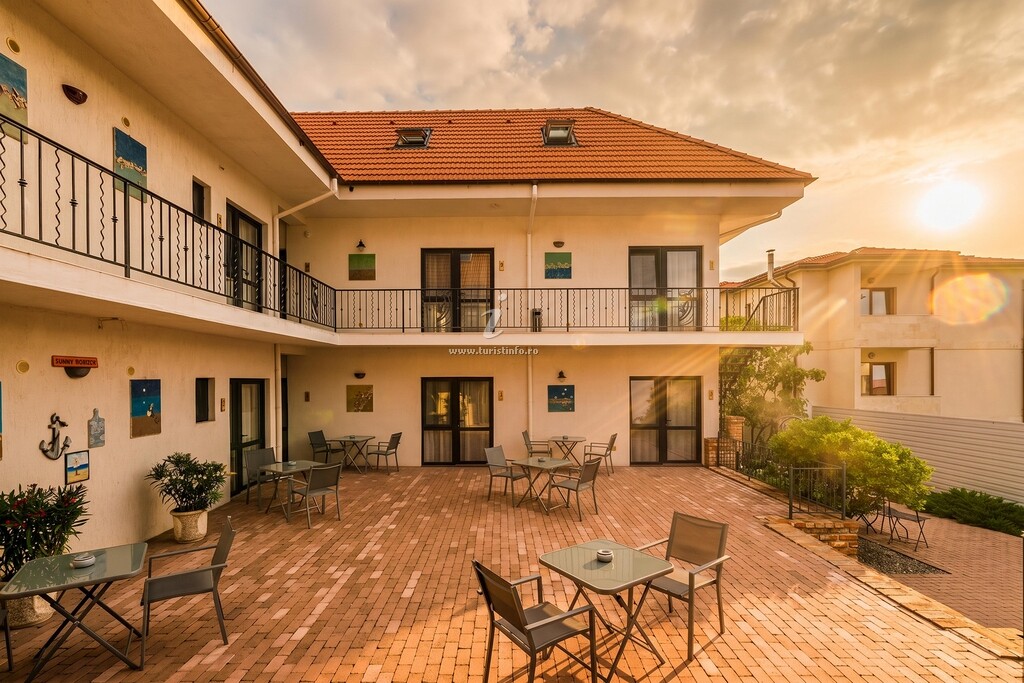 Hotel Sunny Border