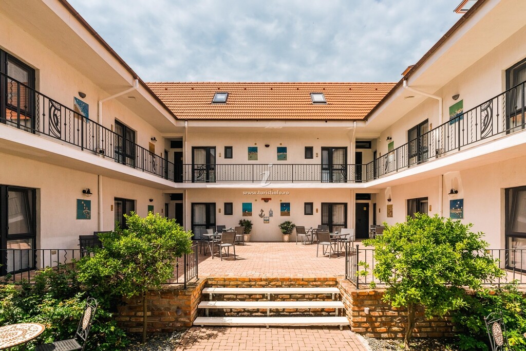 Hotel Sunny Border