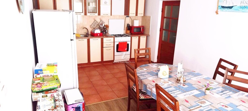 Camere de închiriat Toate Pânzele Sus