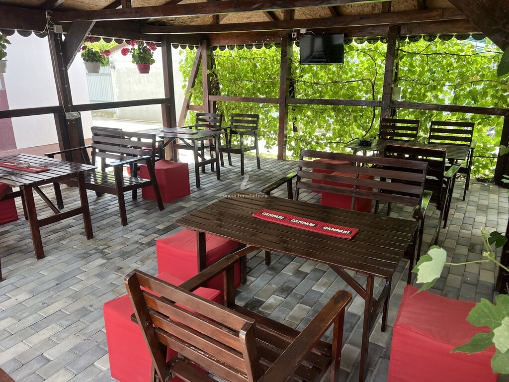 Casa Raysa si Andrei