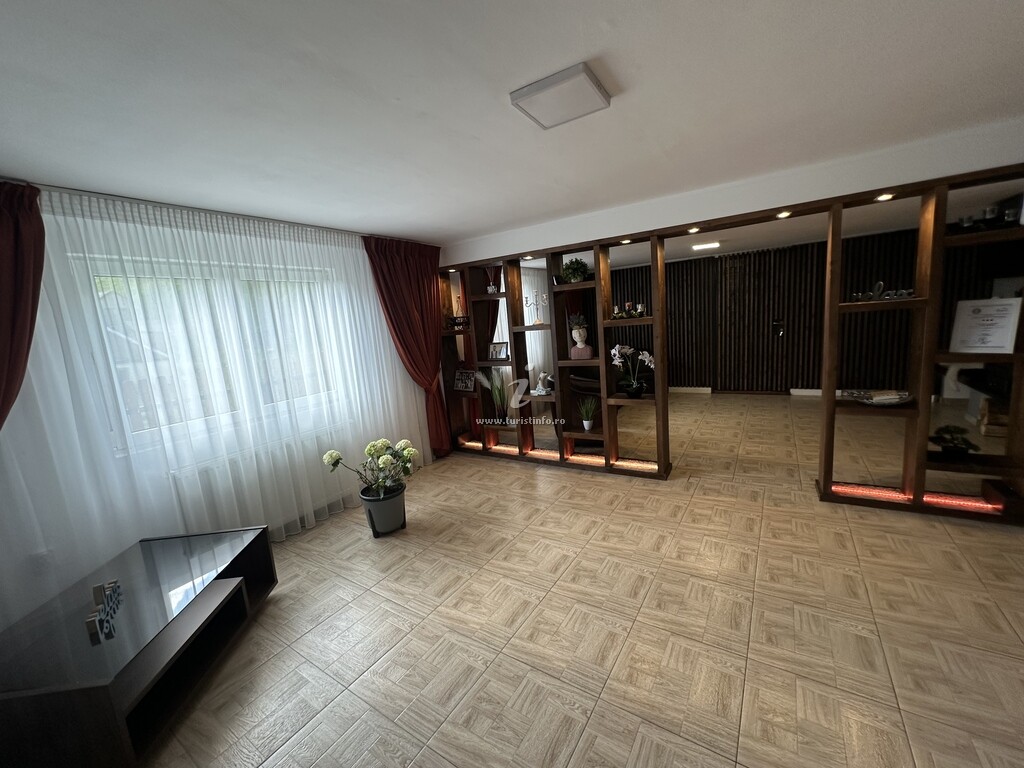 Casa Bradu