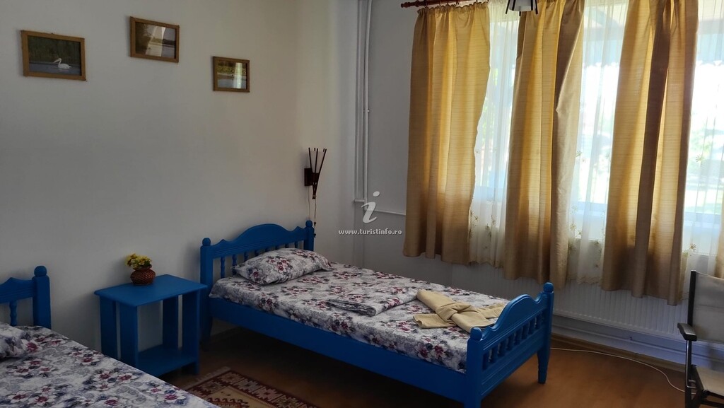 Pensiunea Nufărul Galben