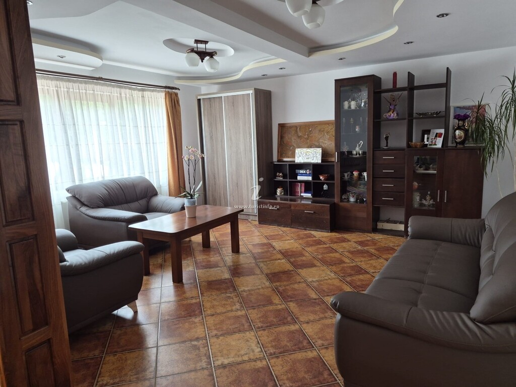 Pensiunea Casa Deea