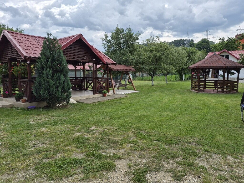 Pensiunea Casa Deea