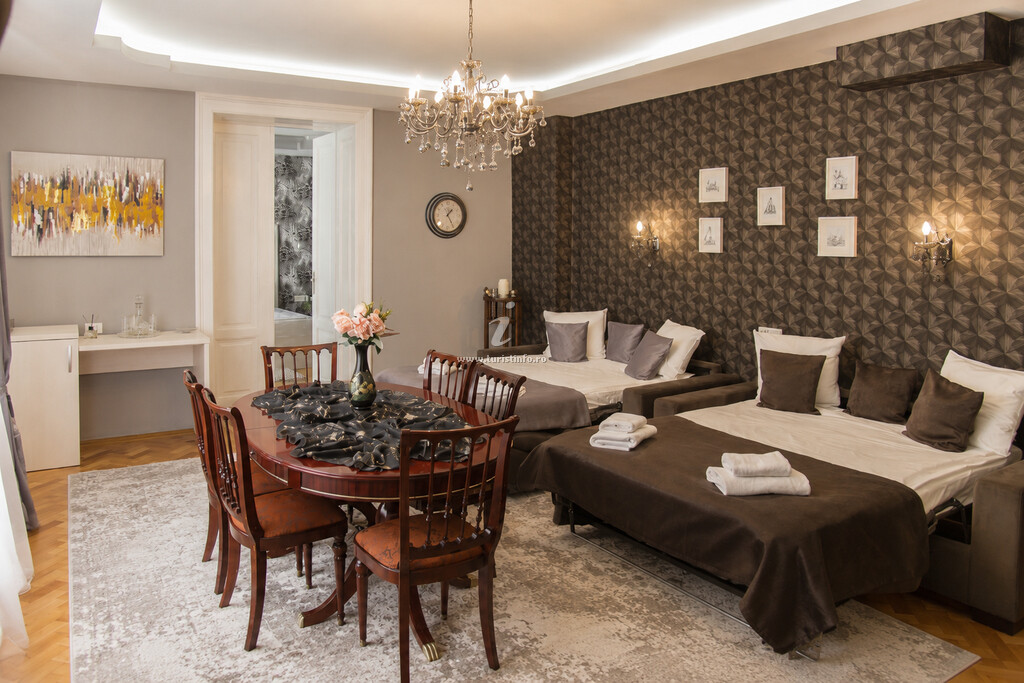 Weidner Apartment