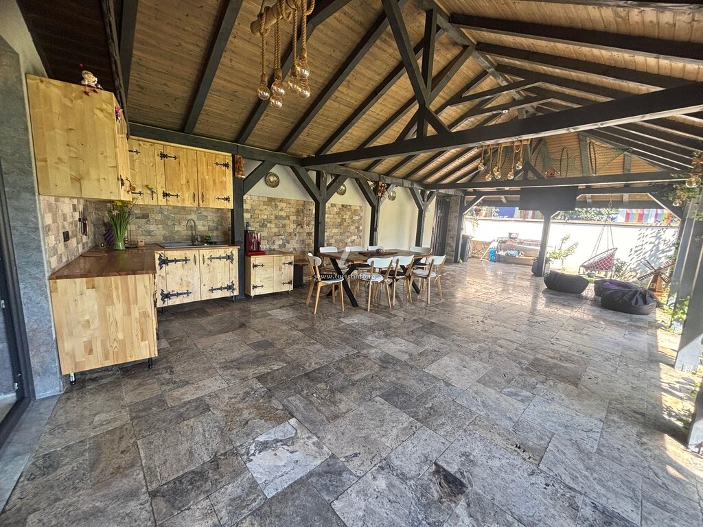 Casa Dor de Lac Munteanu