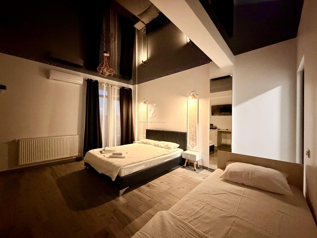 Camere de închiriat Em House