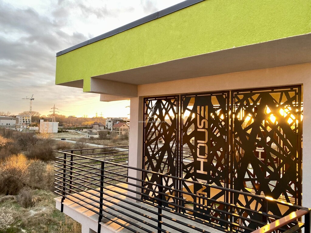 Camere de închiriat Em House