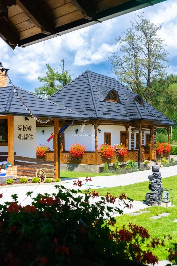 Casa Sadova Village