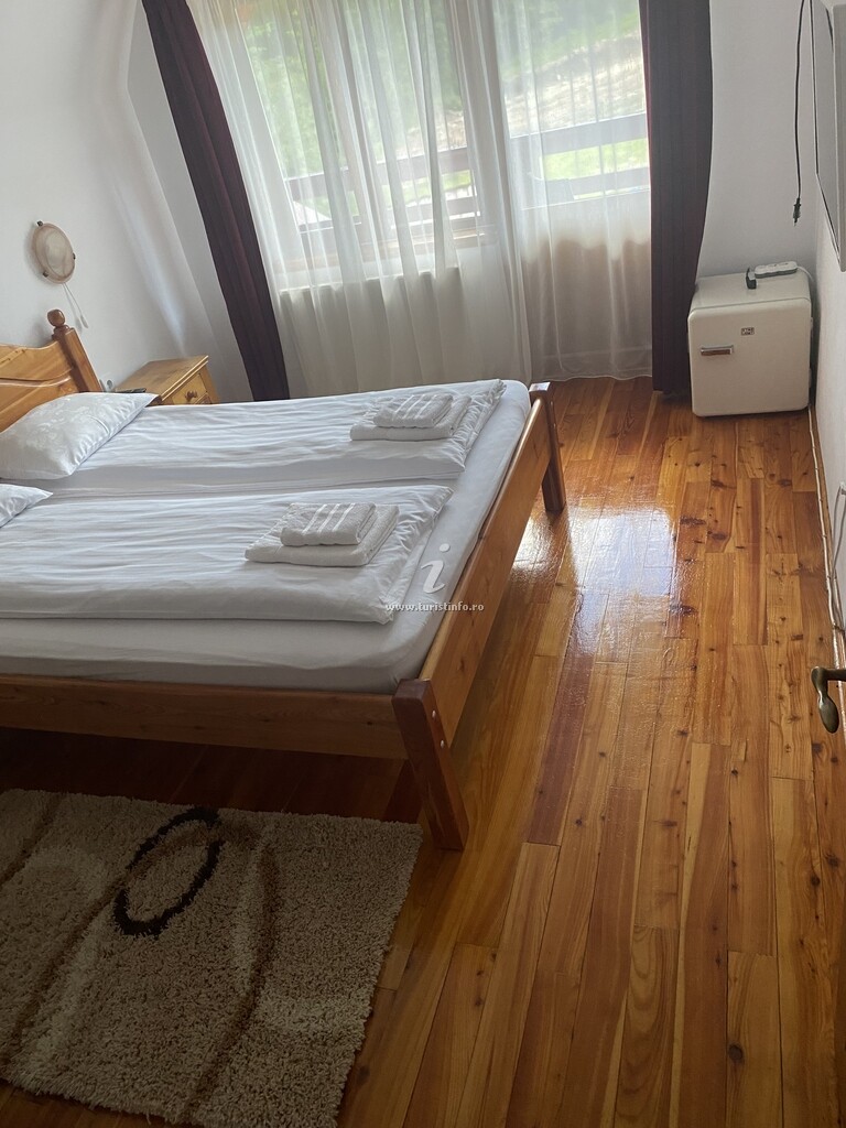Cabana Casa dintre Brazi