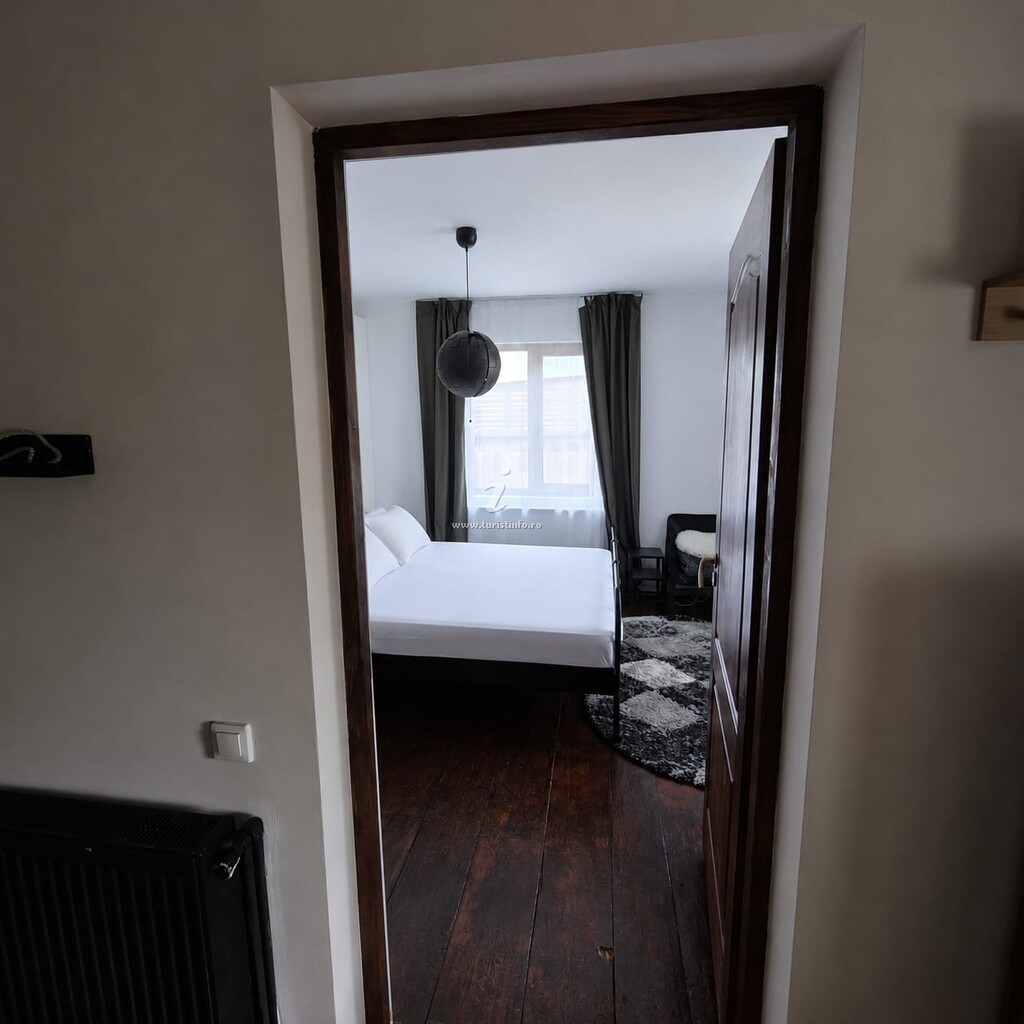 Casa de vacanță la Tataie