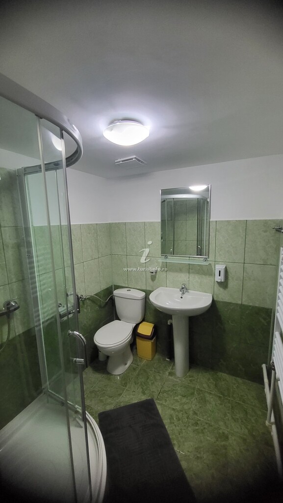 Pensiunea Nufărul Galben