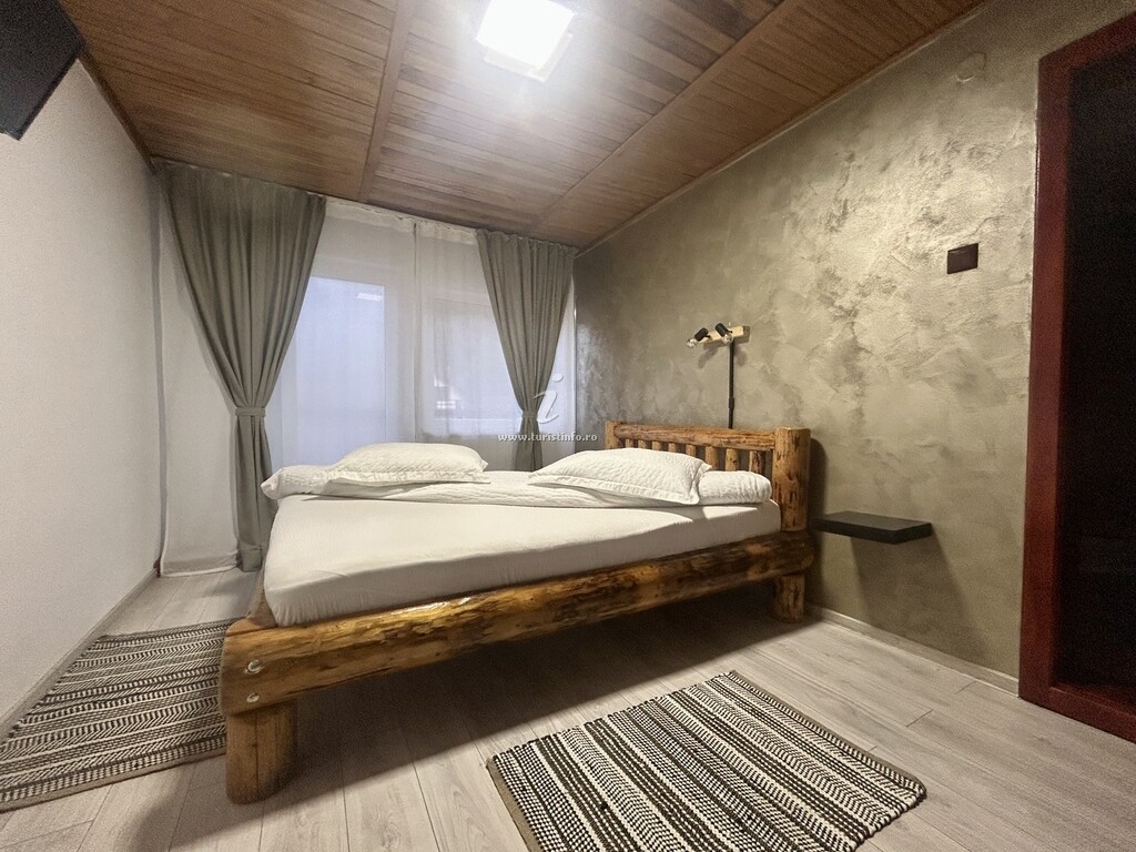 Pensiunea Agroturistică Adelina