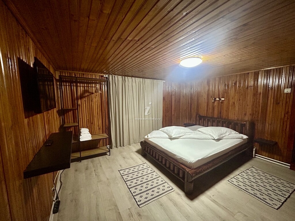Pensiunea Agroturistică Adelina
