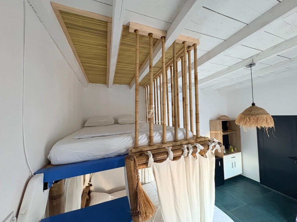 Bungalow-uri White Bungalows