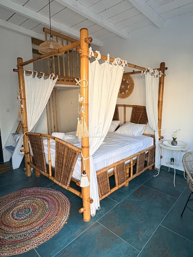 Bungalow-uri White Bungalows