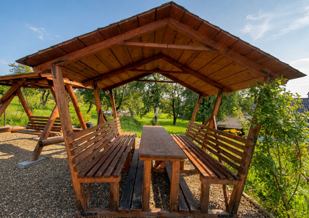 Pensiunea Agroturistică Casa Bucovineană