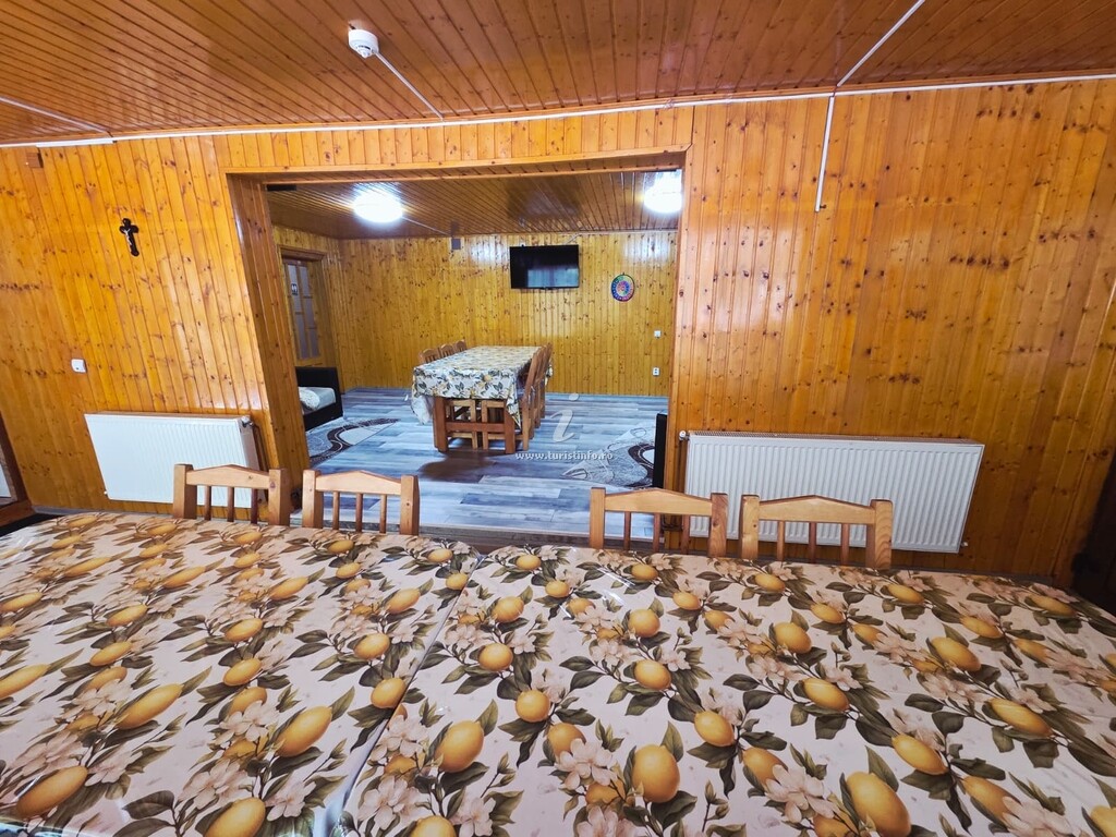 Camere de închiriat Casa Mirela