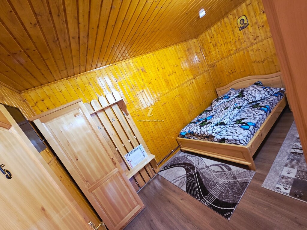 Camere de închiriat Casa Mirela