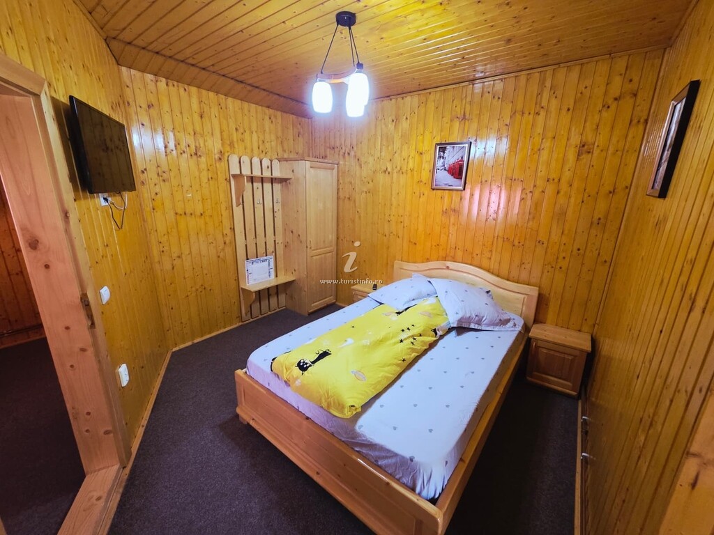 Camere de închiriat Casa Mirela