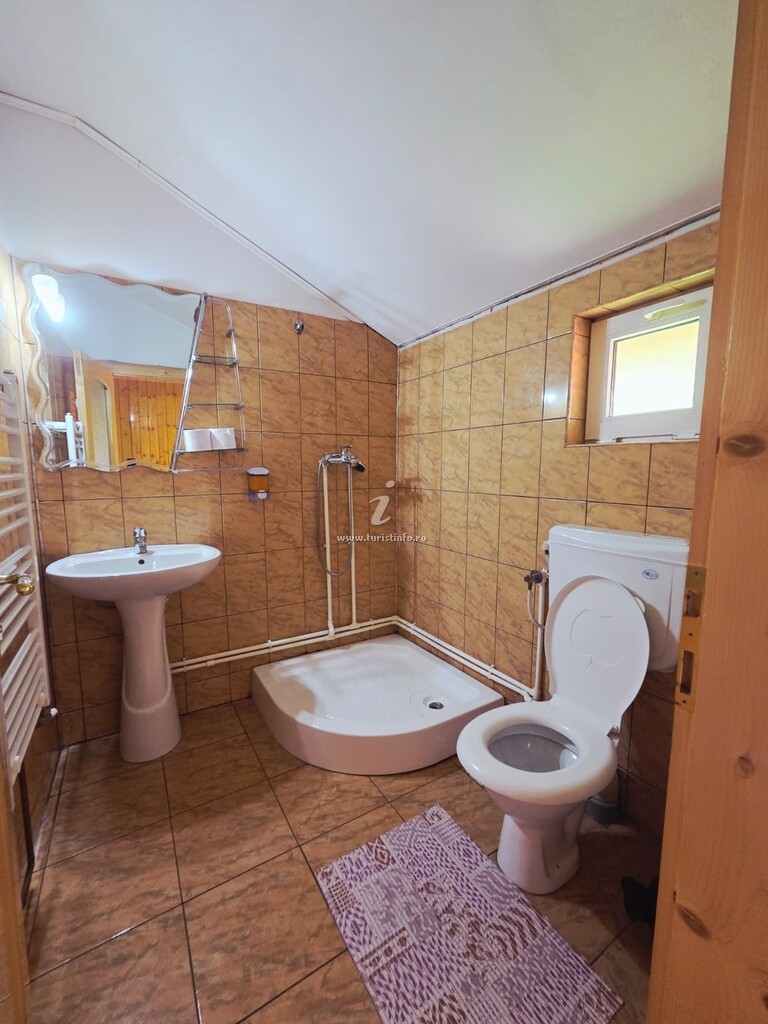 Camere de închiriat Casa Mirela