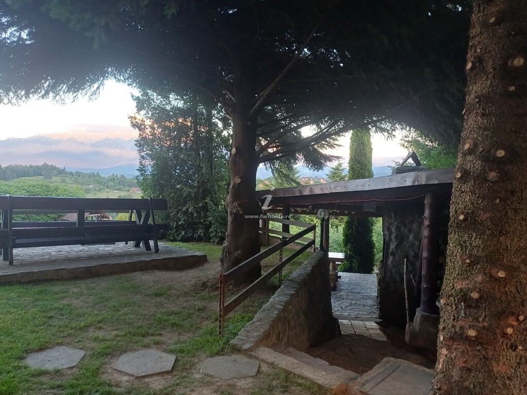 Pensiunea Pestera