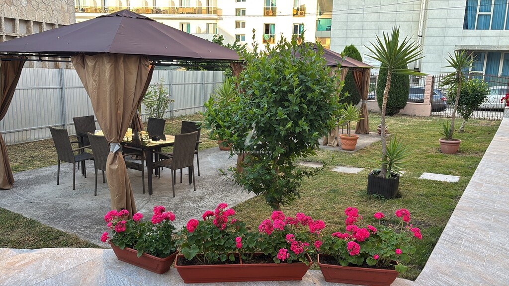 Camere de închiriat Lucmar