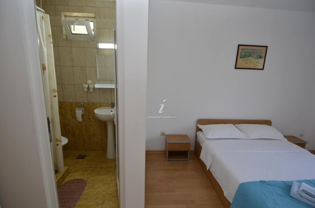 Vila Casa Dinu