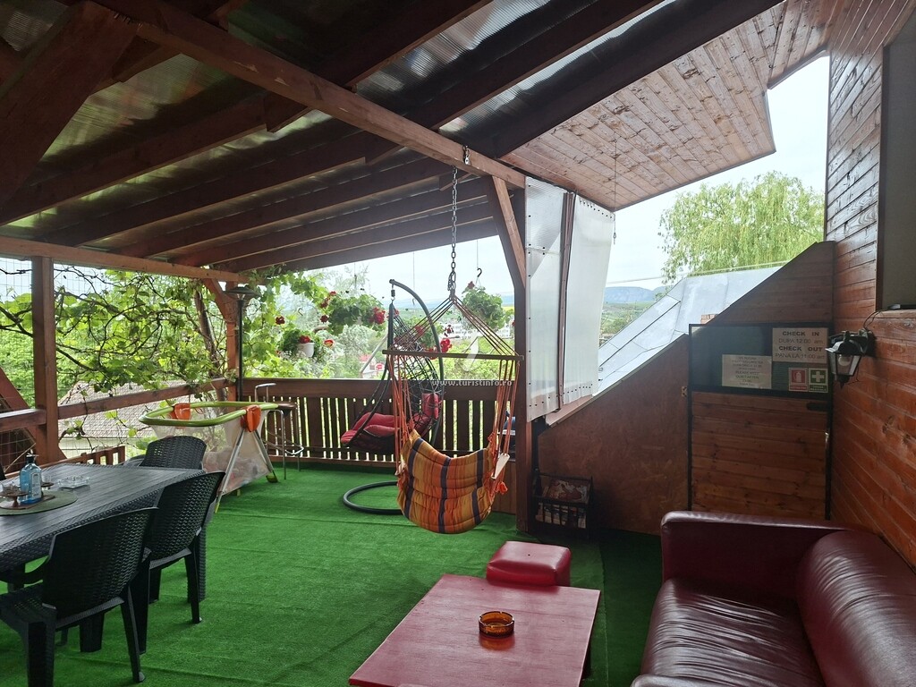 Camere de închiriat Casa Rool
