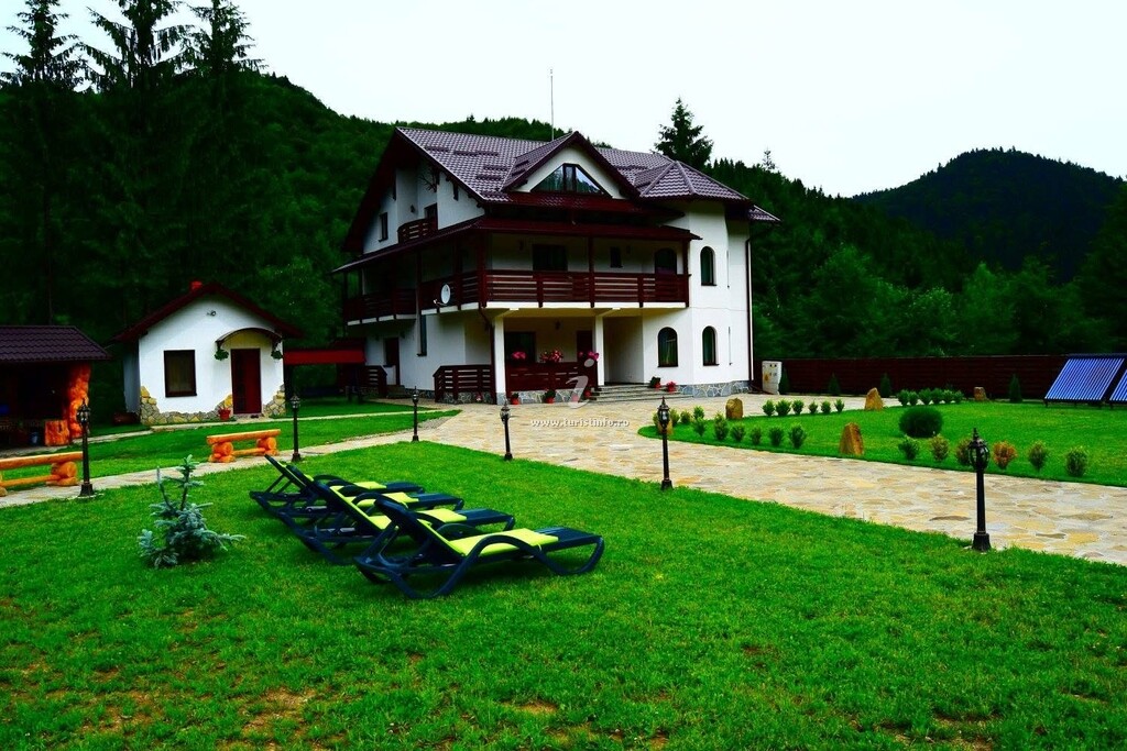 Pensiunea Floare de Mălin